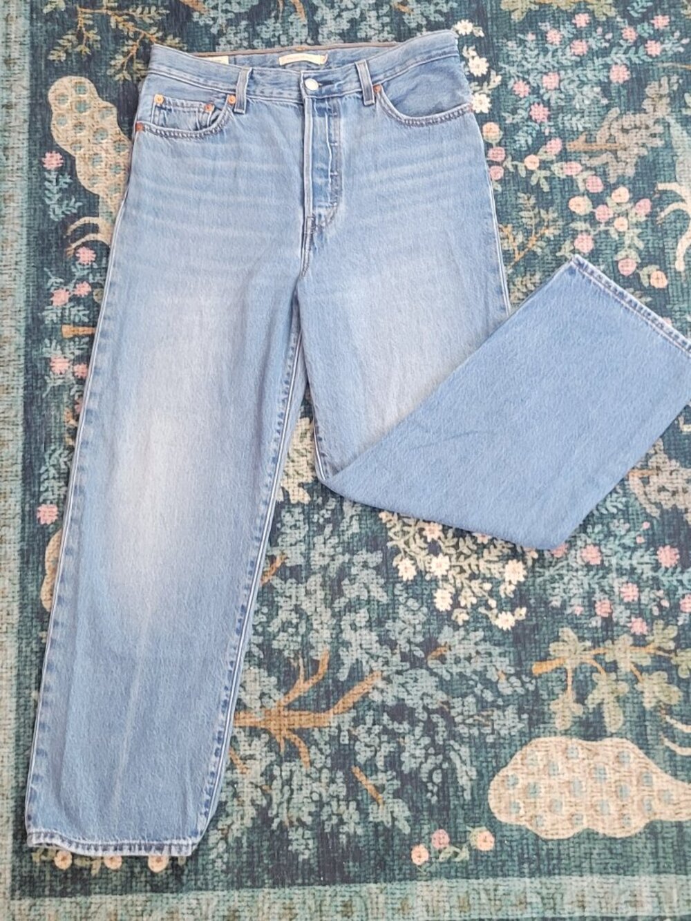 Levi's Ribcage Straight Jeans Medium Wash Size 29